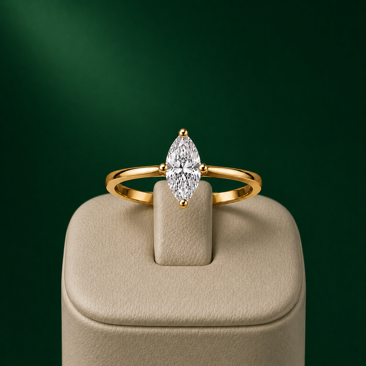 Anillo Solitario Marquesa Acabado en Oro 18K