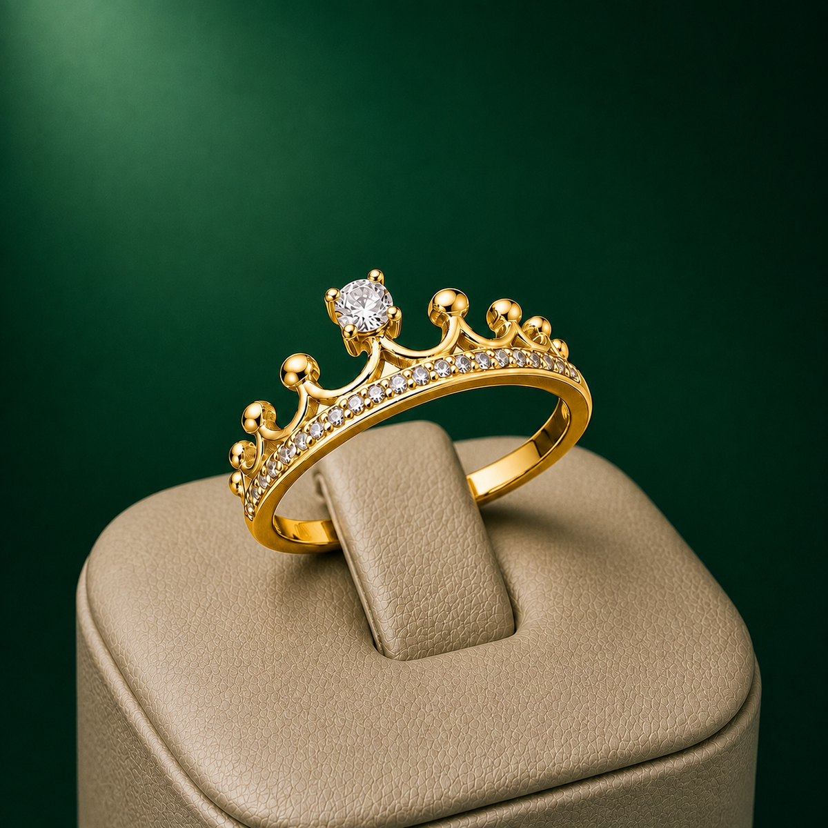 Anillo Tiara – Acabado en Oro de 18K